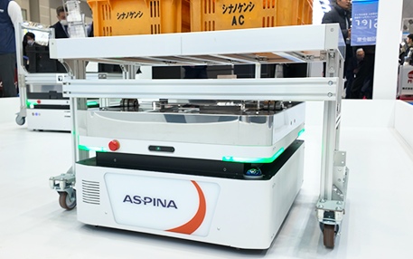 「潜り込み牽引モジュール」（AspinaAMR300専用）製品画像